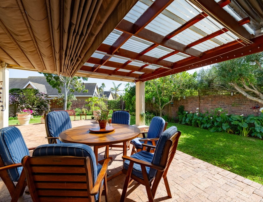 3 Bedroom Property for Sale in The Island Western Cape